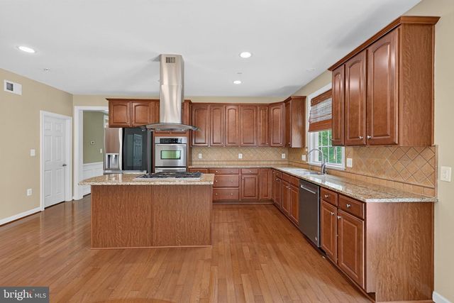 12500 TULIP TREE TER, Clarksburg, MD 20871