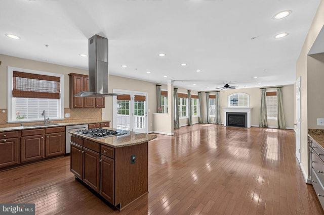 12500 TULIP TREE TER, Clarksburg, MD 20871
