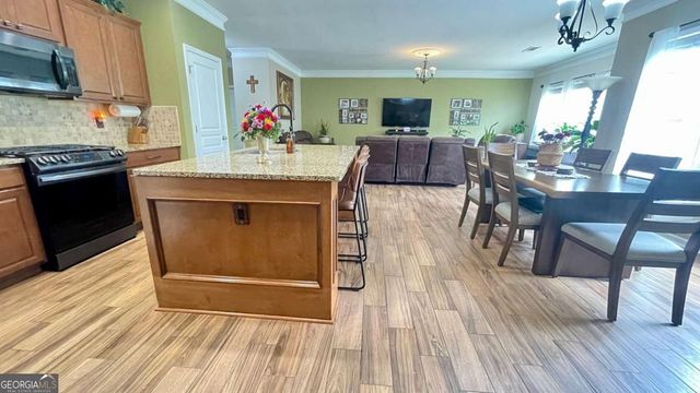 206 Walnut Ridge Road, Canton, GA 30115