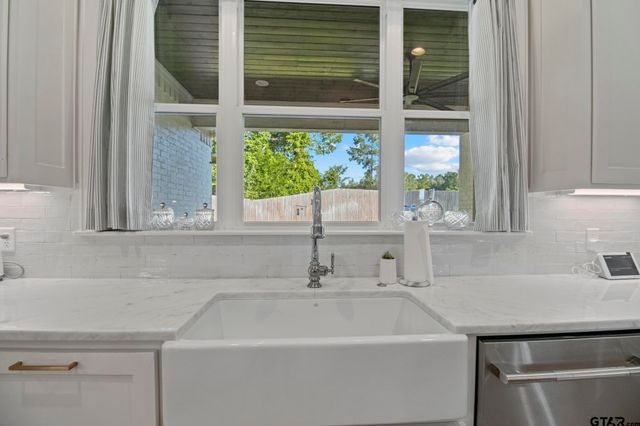 1242 Colt, Tyler, TX 75703