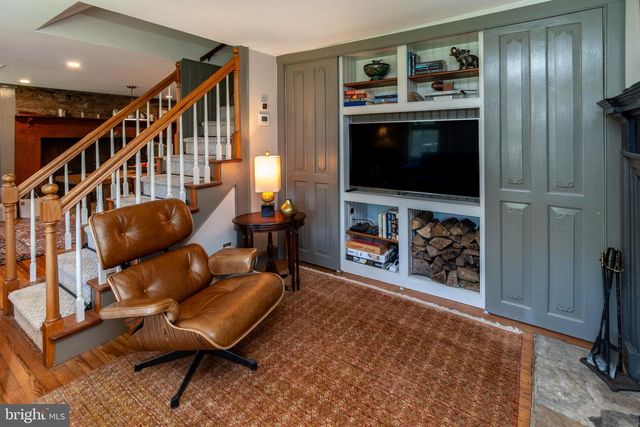 6103 UPPER YORK RD, New Hope, PA 18938