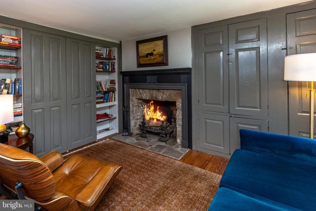 6103 UPPER YORK RD, New Hope, PA 18938