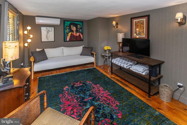 6103 UPPER YORK RD, New Hope, PA 18938