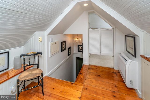 6103 UPPER YORK RD, New Hope, PA 18938