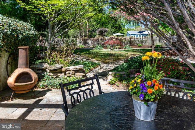 6103 UPPER YORK RD, New Hope, PA 18938