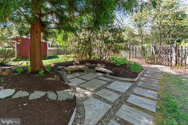6103 UPPER YORK RD, New Hope, PA 18938
