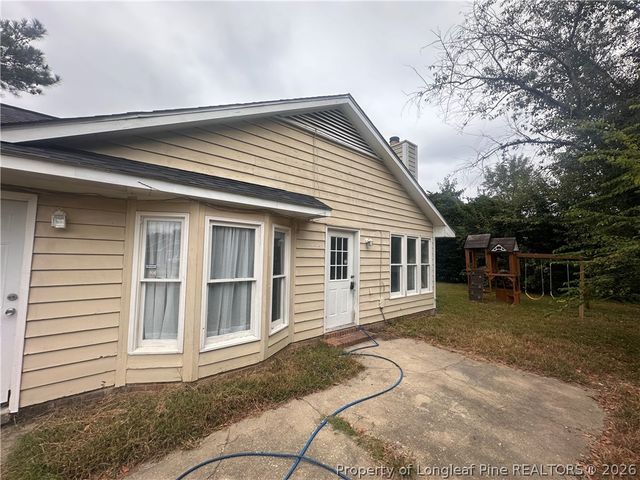 6848 Winchester Street, Fayetteville, NC 28314