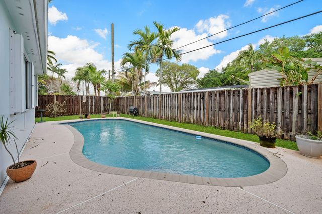 4954 SW 91st Avenue, Cooper City, FL 33328