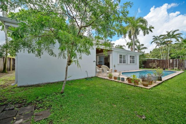 4954 SW 91st Avenue, Cooper City, FL 33328