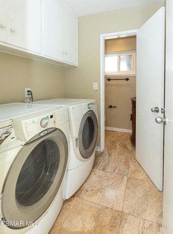 276 Knollwood Drive, Newbury Park, CA 91320