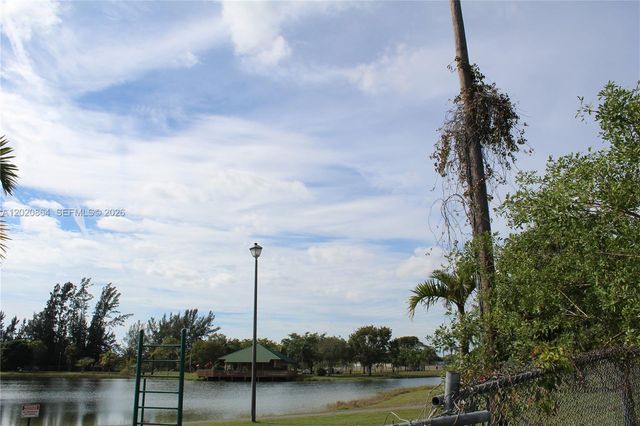 496 SW 9th Ave, Florida City, FL 33034
