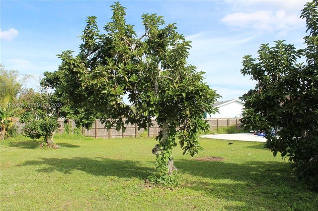 496 SW 9th Ave, Florida City, FL 33034