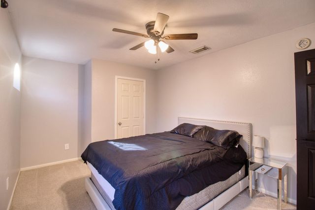 9519 Garrett Pine Lane, Houston, TX 77044