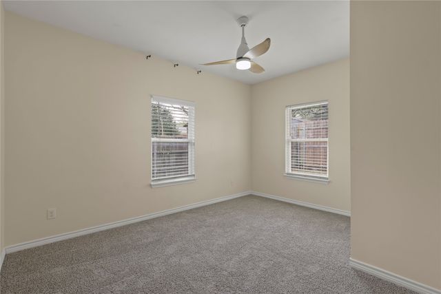 836 W 8th Street, Dallas, TX 75208