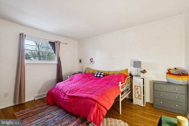 323 WESTMINSTER BLVD, Blackwood, NJ 08012