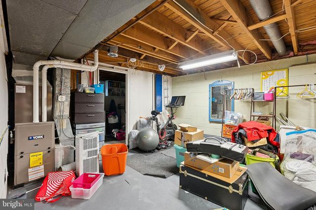 323 WESTMINSTER BLVD, Blackwood, NJ 08012