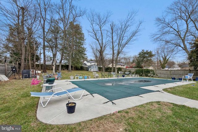 323 WESTMINSTER BLVD, Blackwood, NJ 08012