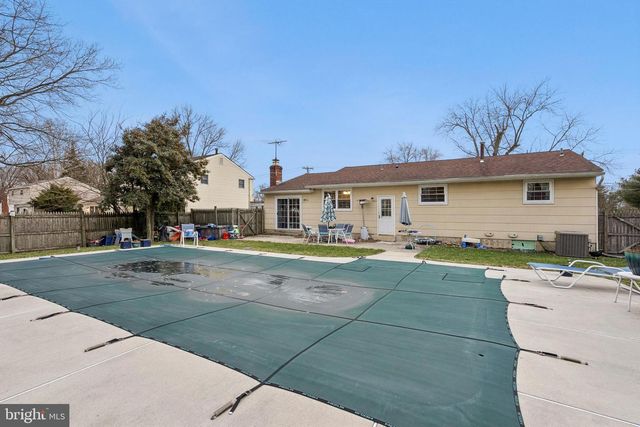 323 WESTMINSTER BLVD, Blackwood, NJ 08012