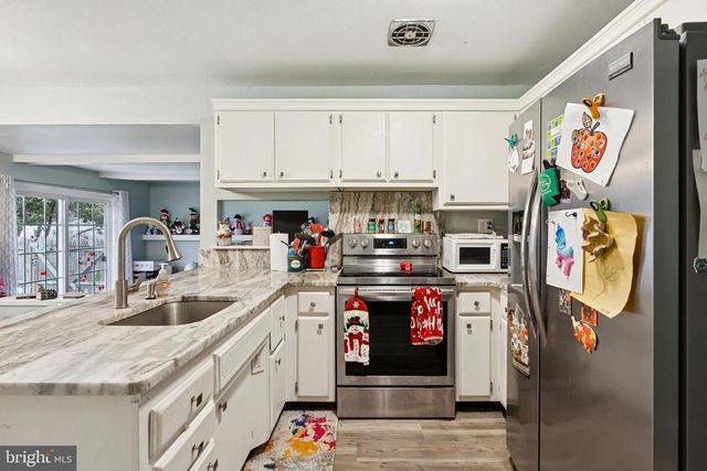 323 WESTMINSTER BLVD, Blackwood, NJ 08012