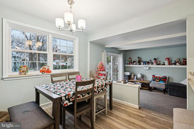 323 WESTMINSTER BLVD, Blackwood, NJ 08012