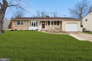 323 WESTMINSTER BLVD, Blackwood, NJ 08012