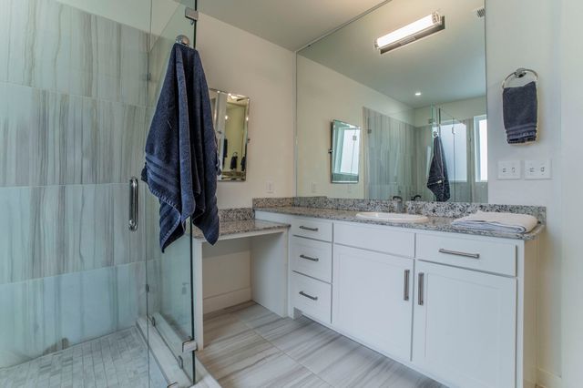 321 College Avenue, Fort Worth, TX 76104