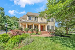1160 Belcroft CT, Roanoke, VA 24018