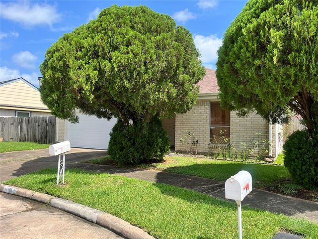 13410 Rainbow Falls Street, Houston, TX 77083