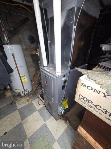 2004 SYCAMORE ST, Haddon Heights, NJ 08035