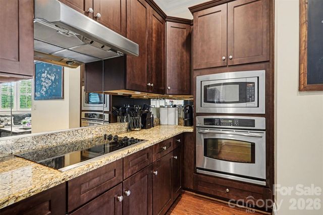 6705 Louisburg Square Lane, Charlotte, NC 28210