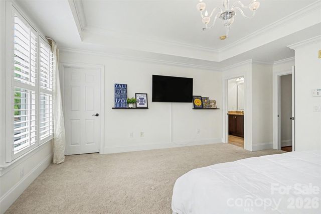 6705 Louisburg Square Lane, Charlotte, NC 28210