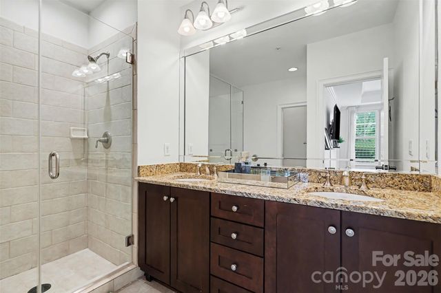 6705 Louisburg Square Lane, Charlotte, NC 28210