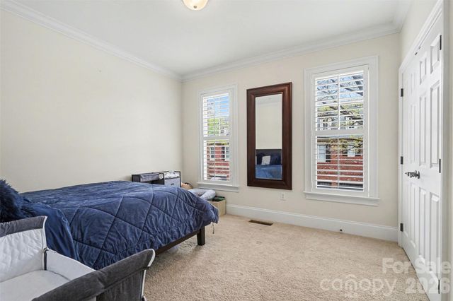 6705 Louisburg Square Lane, Charlotte, NC 28210