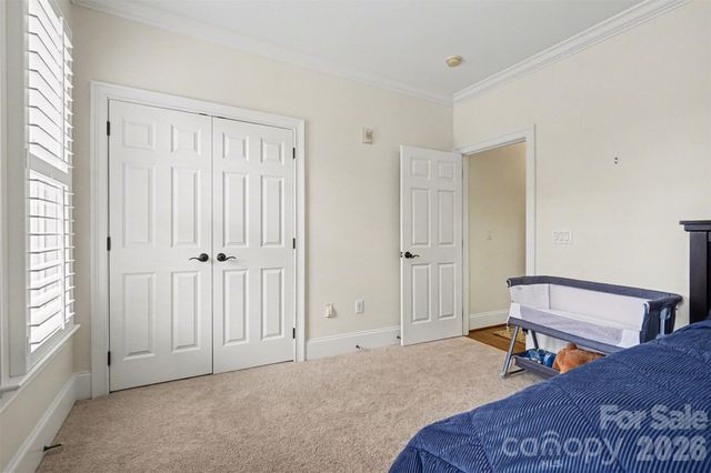 6705 Louisburg Square Lane, Charlotte, NC 28210