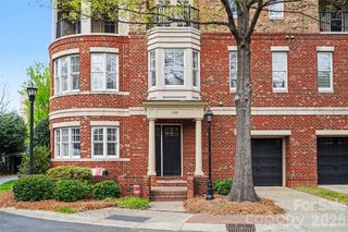 6705 Louisburg Square Lane, Charlotte, NC 28210