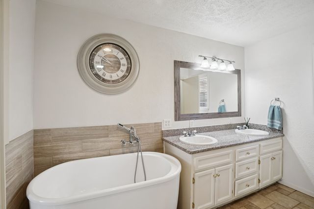 3717 Granada Drive, Richland Hills, TX 76118