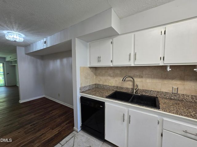 117 Kingsbury Drive, Chapel Hill, NC 27514