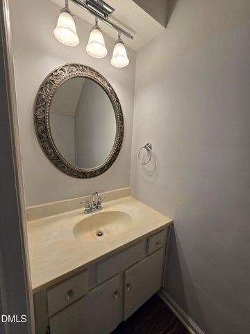 117 Kingsbury Drive, Chapel Hill, NC 27514