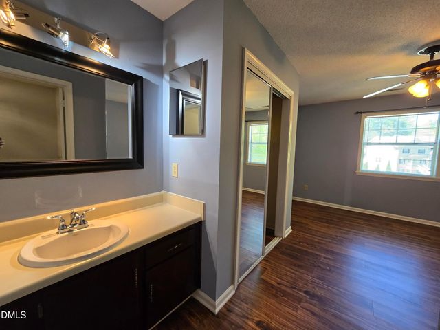 117 Kingsbury Drive, Chapel Hill, NC 27514