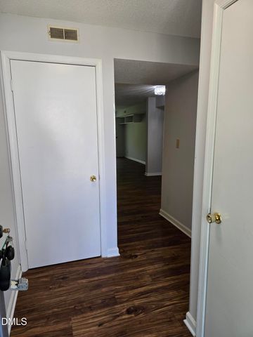 117 Kingsbury Drive, Chapel Hill, NC 27514