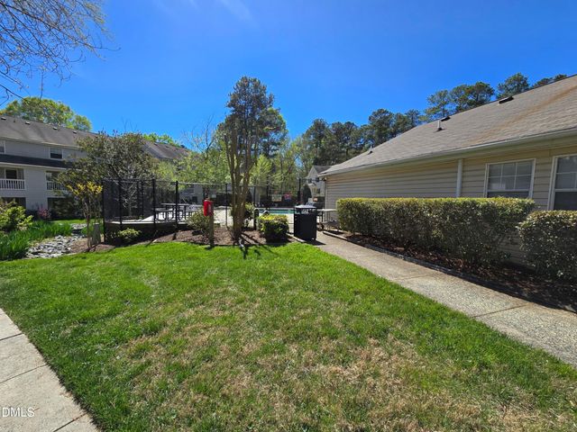 117 Kingsbury Drive, Chapel Hill, NC 27514