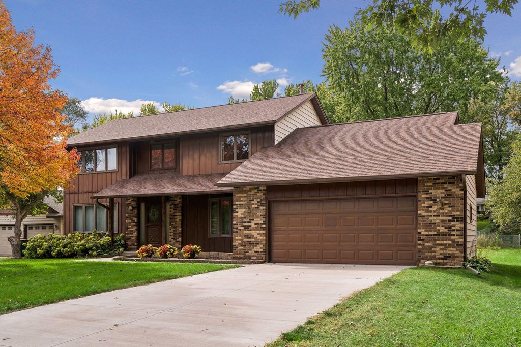 11760 Van Buren Street NE, Blaine, MN 55434 — exterior