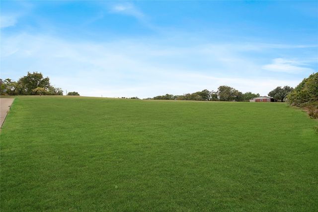 524 Rogers Road, Benbrook, TX 76126