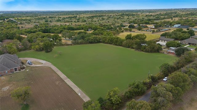 524 Rogers Road, Benbrook, TX 76126