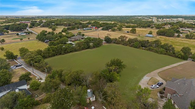 524 Rogers Road, Benbrook, TX 76126