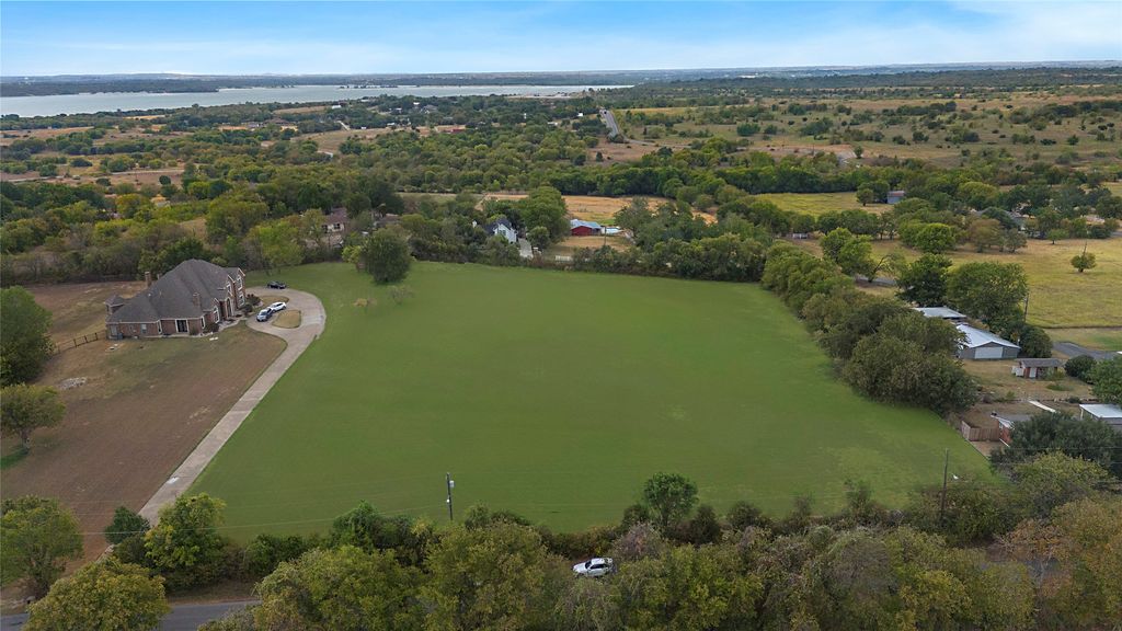 524 Rogers Road, Benbrook, TX 76126 — photo 3