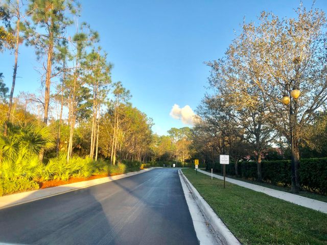 139 PRESERVE Drive, Royal Palm Beach, FL 33411