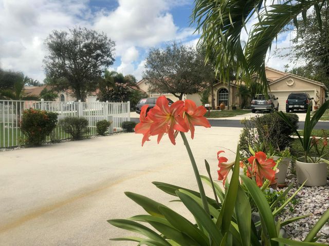 139 PRESERVE Drive, Royal Palm Beach, FL 33411