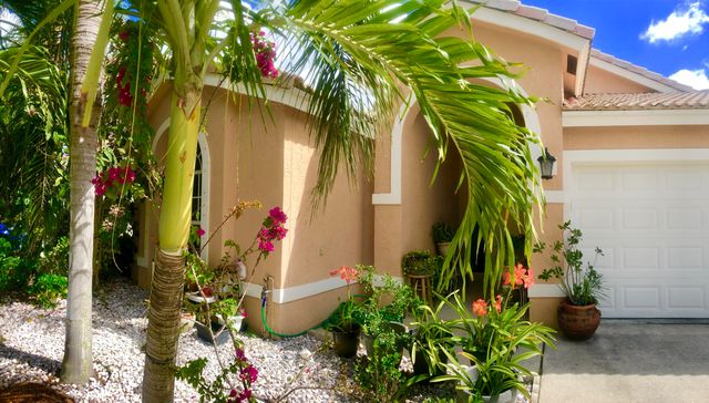139 PRESERVE Drive, Royal Palm Beach, FL 33411