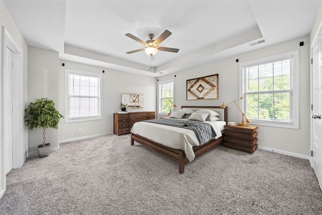 748 Jodine Ann Dr, Clarksville, TN 37043
